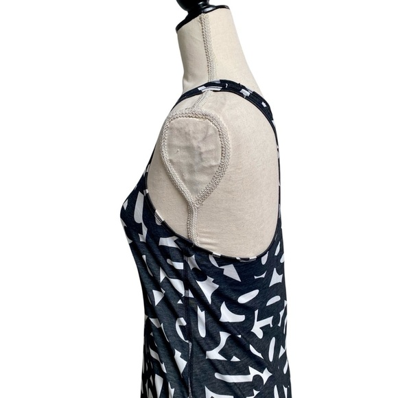 Nike Dri-FIT White Racerback Tank Top Black Lettering Sustainable Size Small - Picture 4 of 11